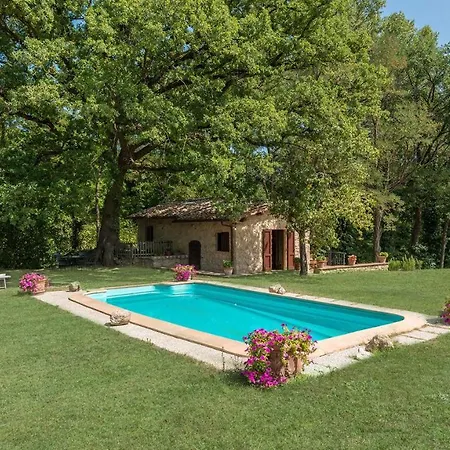 Mulino Della Quercia 2&1, Emma Villa Cetona